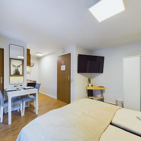شقة Relaxing Loft Haven Near Zermatt - Parking Free تاش المظهر الخارجي الصورة
