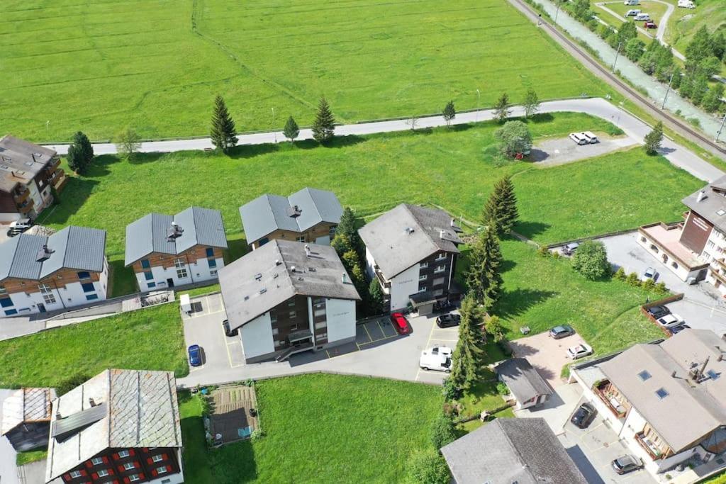 شقة Relaxing Loft Haven Near Zermatt - Parking Free تاش المظهر الخارجي الصورة